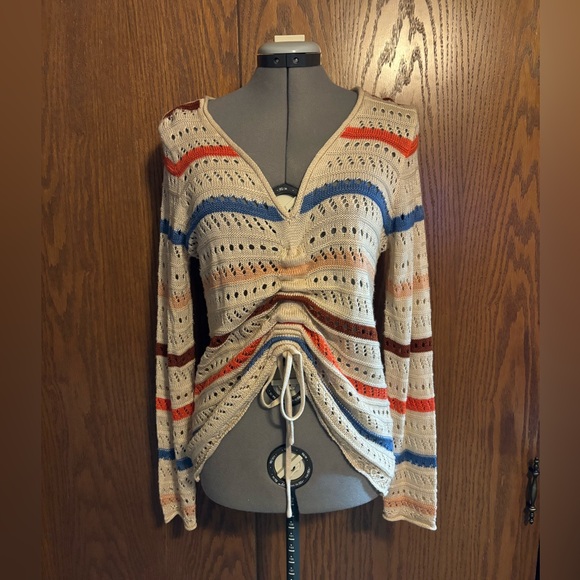 Maurices Sweaters - Maurice women’s adjustable knit top - M